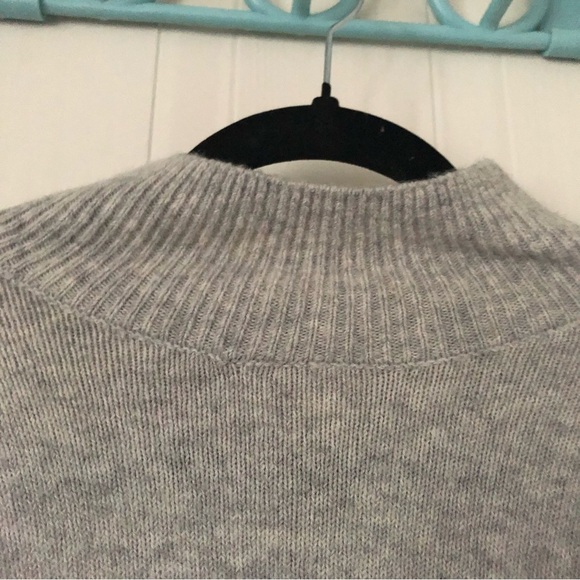 MAX STUDIO Wool Grey Turtleneck Sweater - Picture 8 of 8